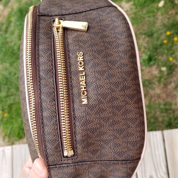 Michael Kors Unisex Mott Medium Waistpack Bumbag Monogram Quiet Luxury - Picture 4 of 16